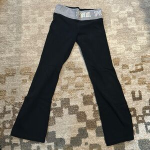 Victorias Secret PINK
- size small
- yoga pants